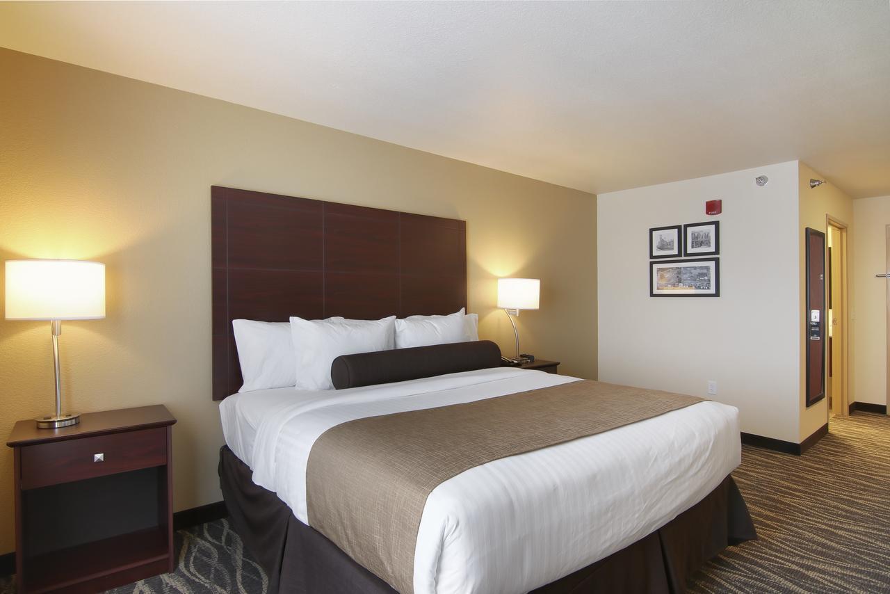 Cobblestone Inn & Suites - Menomonie/Uw-Stout Exteriér fotografie