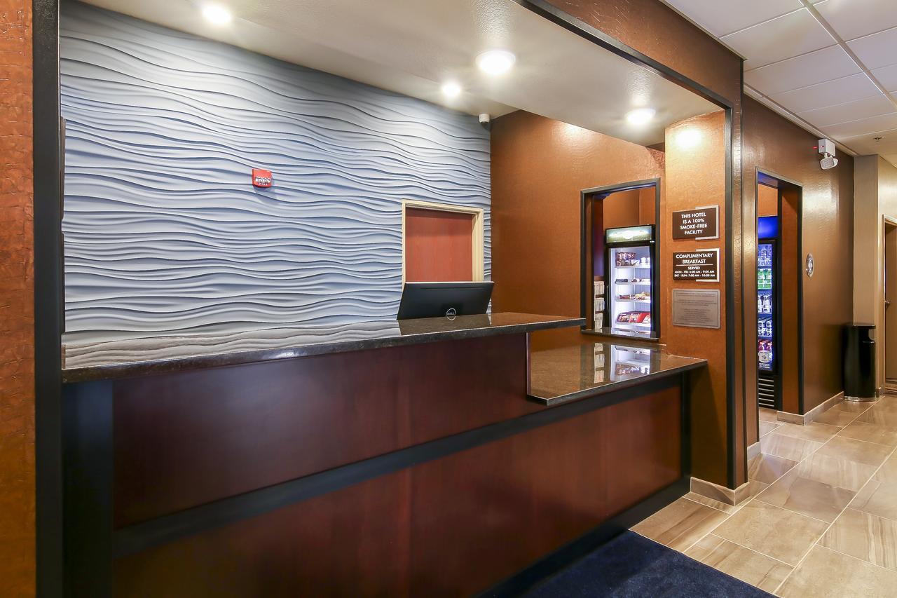 Cobblestone Inn & Suites - Menomonie/Uw-Stout Exteriér fotografie